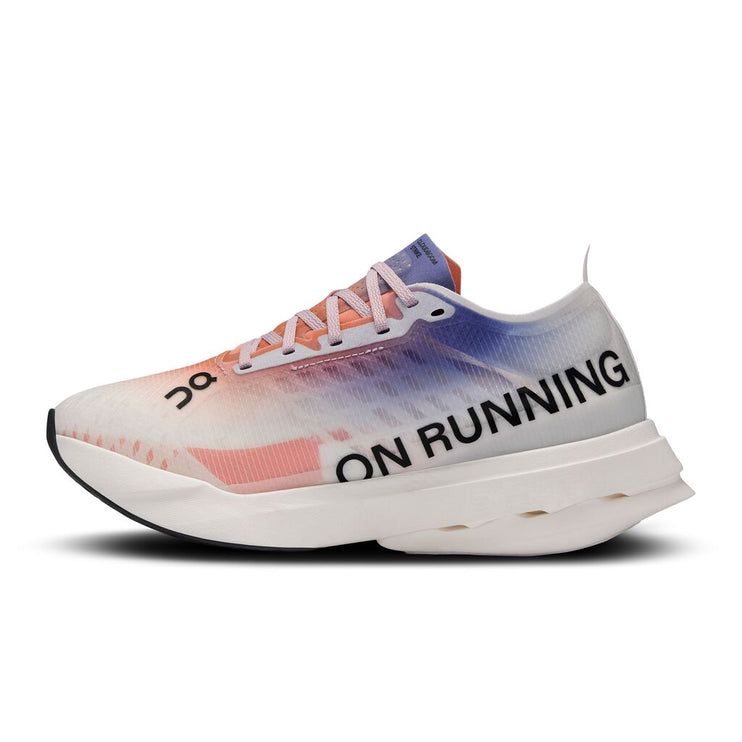 ON | Cloudboom Strike | White / Flame | Dames ON RUNNING