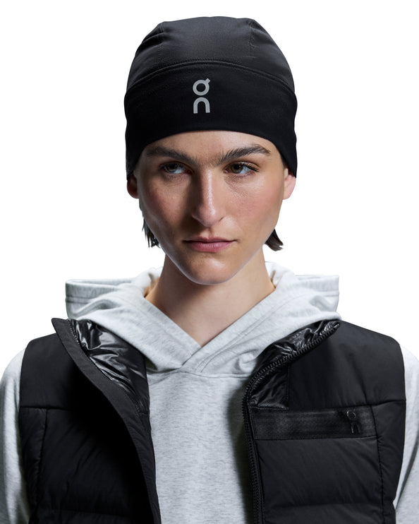 ON | Core Beanie | Black ON RUNNING