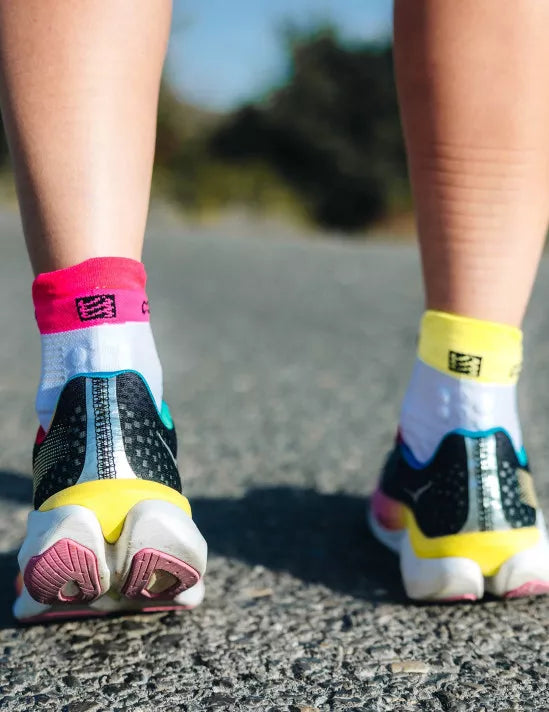Compressport | Pro Racing Socks V4 | Run Low | White / Yellow / Pink